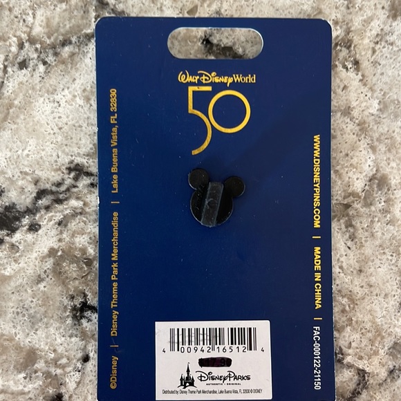 Walt Disney World 50th Anniversary Limited Release October 1, 2021 pin - Picture 2 of 2